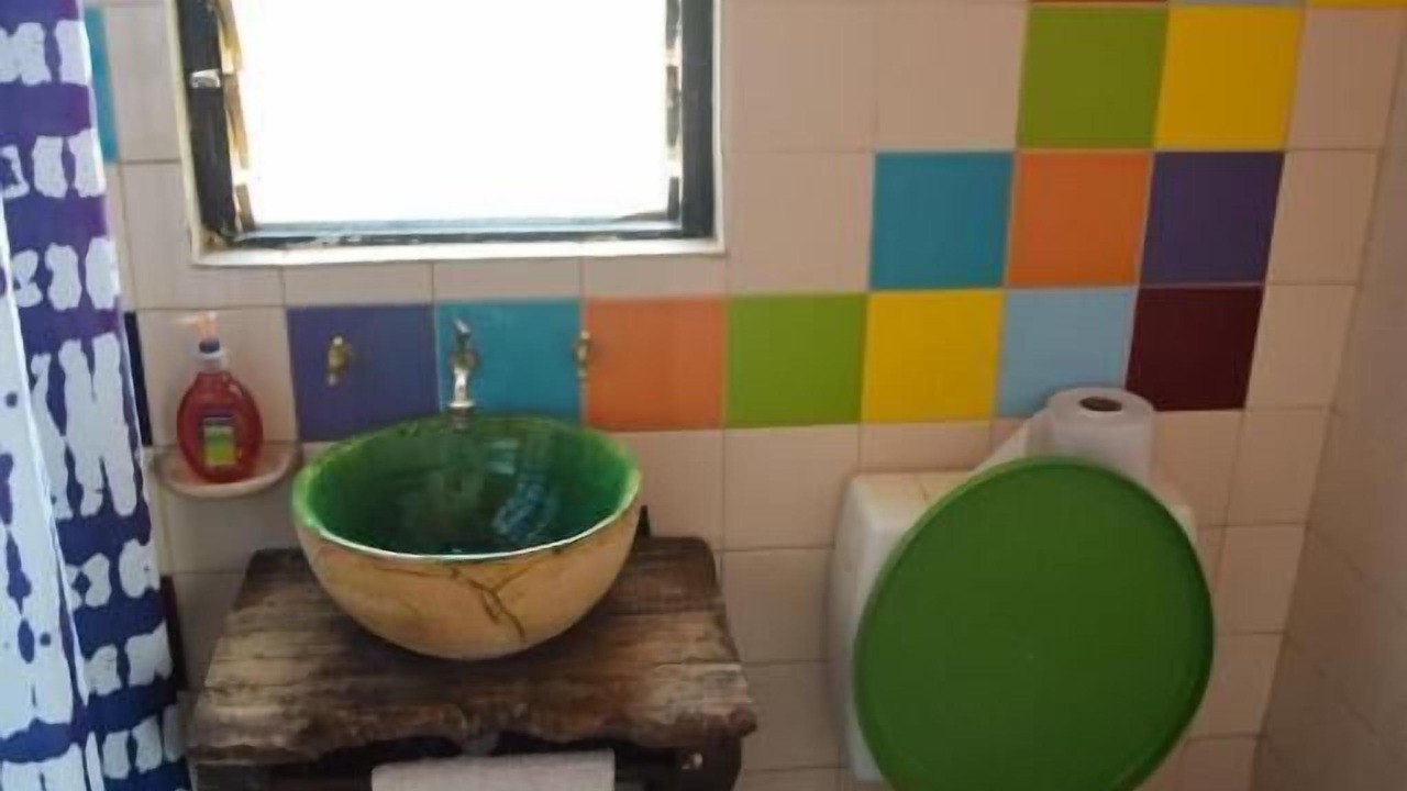 Photo of Bathroom in Reyes