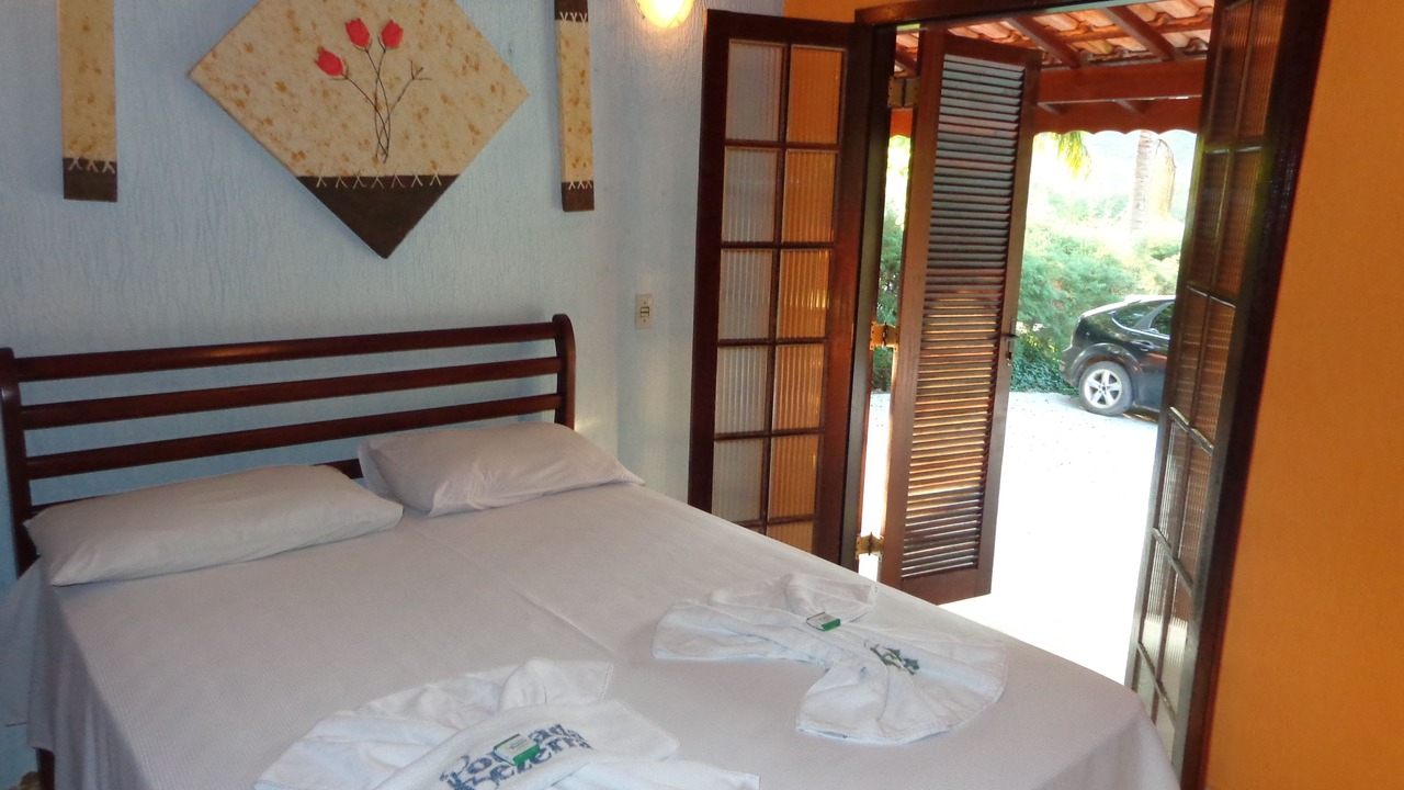 Photo of Bedroom in Nazare Paulista