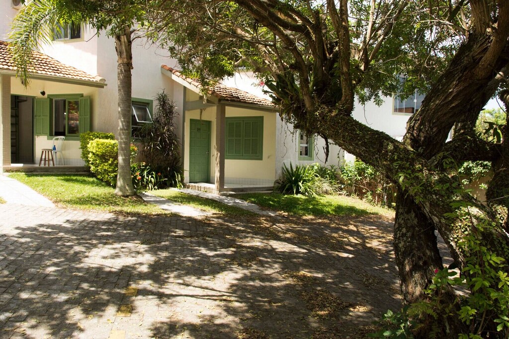 Photo of Buildings in Ingleses Sul