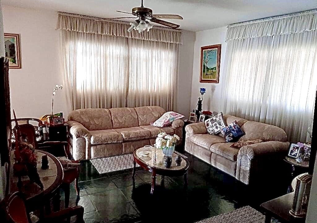 Photo of Livingroom in Elias Fausto