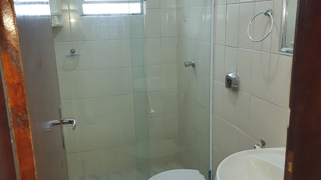 Photo of Bathroom in Praia da Enseada