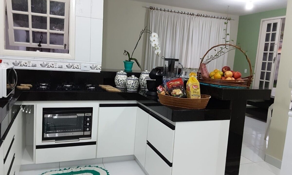 Photo of Kitchen in Caraguatatuba