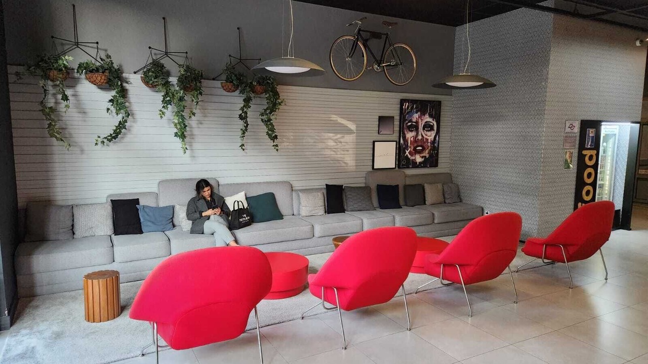 Photo of Livingroom in Alphaville Industrial