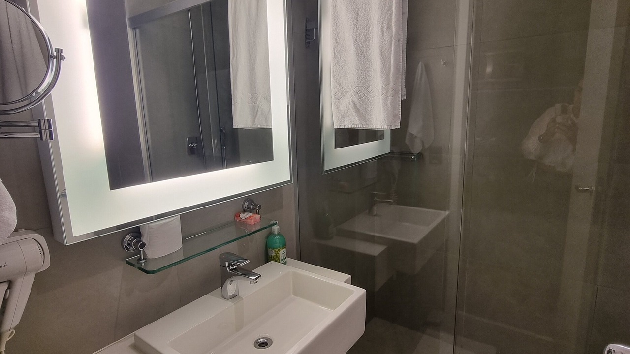Photo of Bathroom in Alphaville Industrial