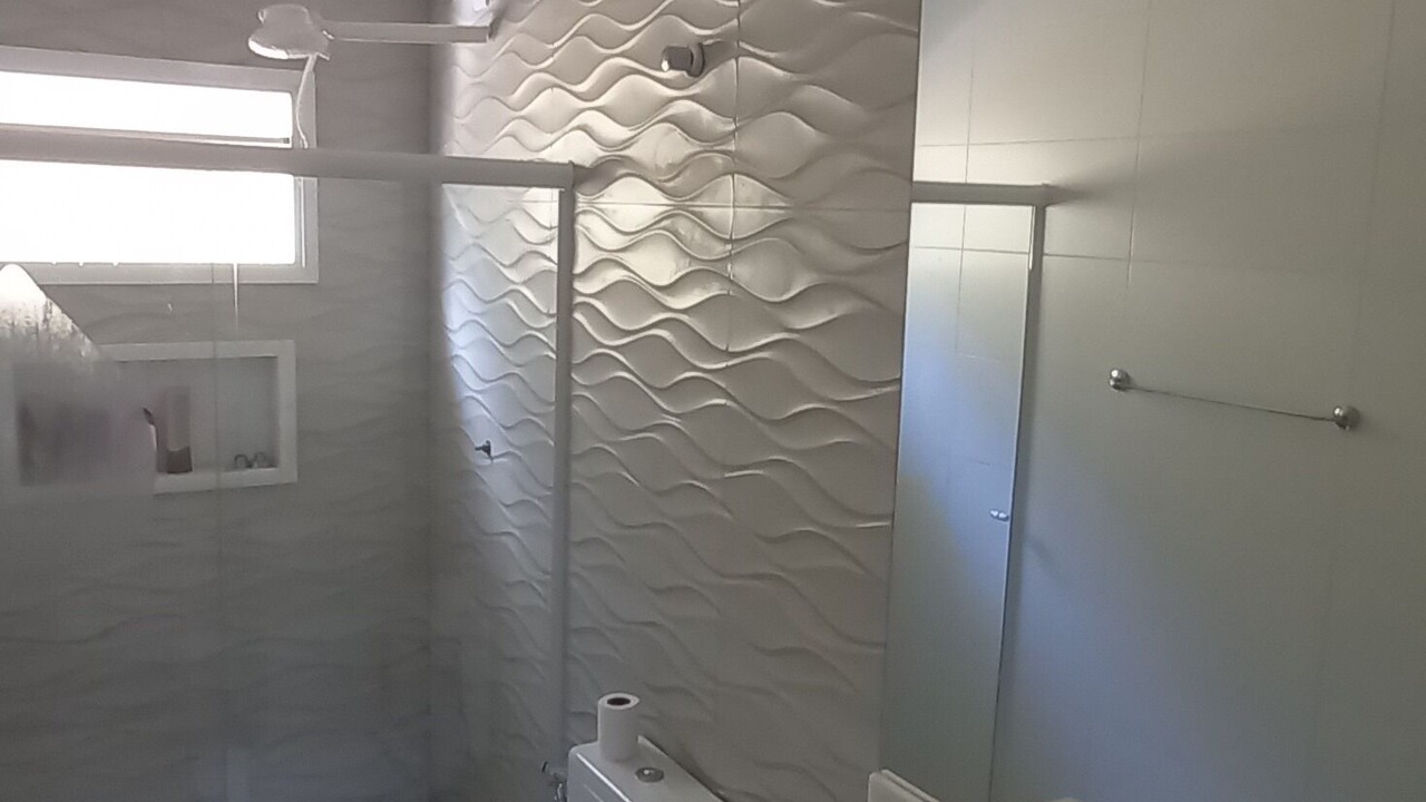 Photo of Bathroom in Morada da Praia