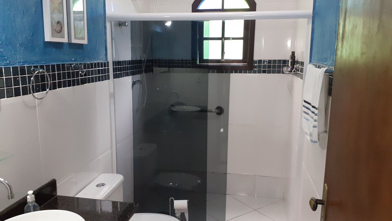 Photo of Bathroom in Morada da Praia