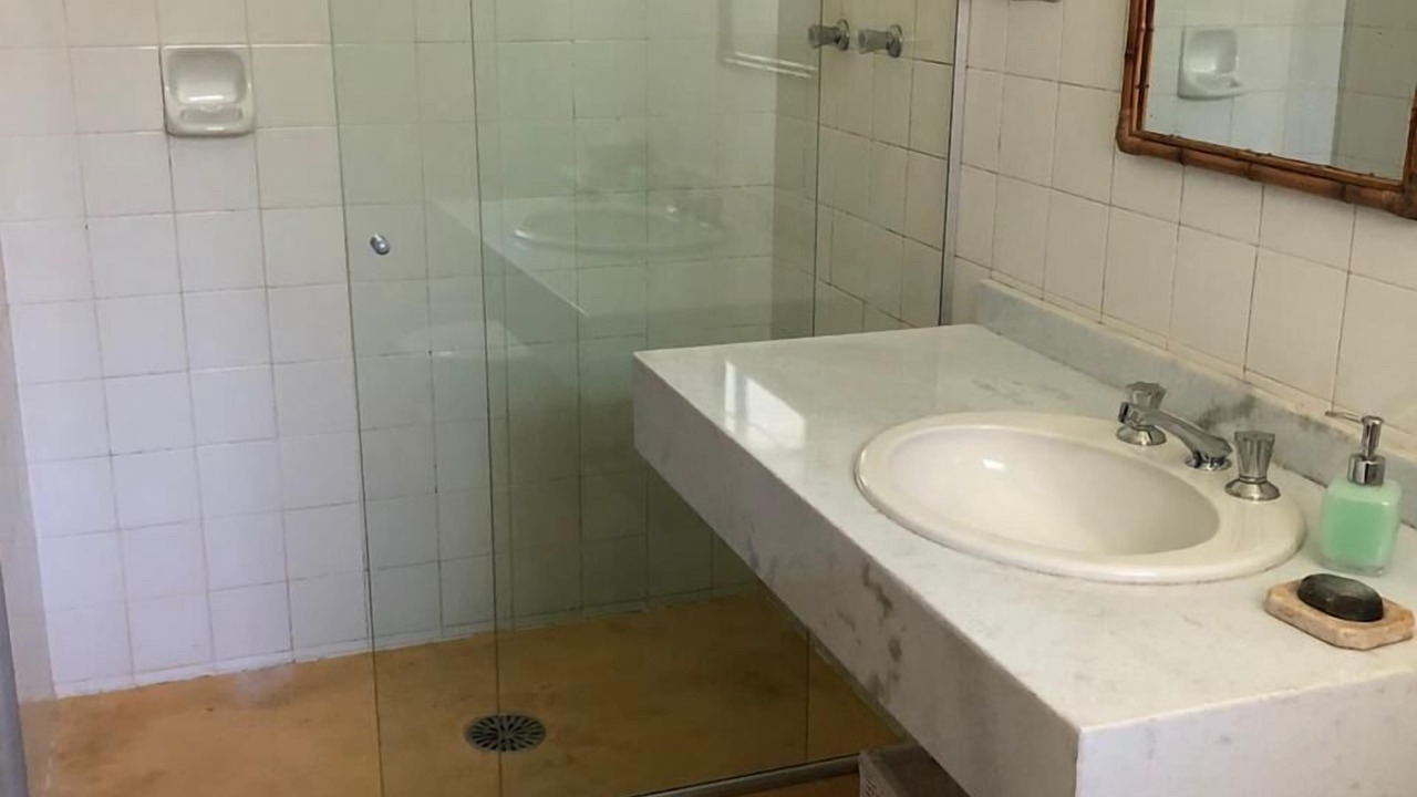 Photo of Bathroom in Igarata