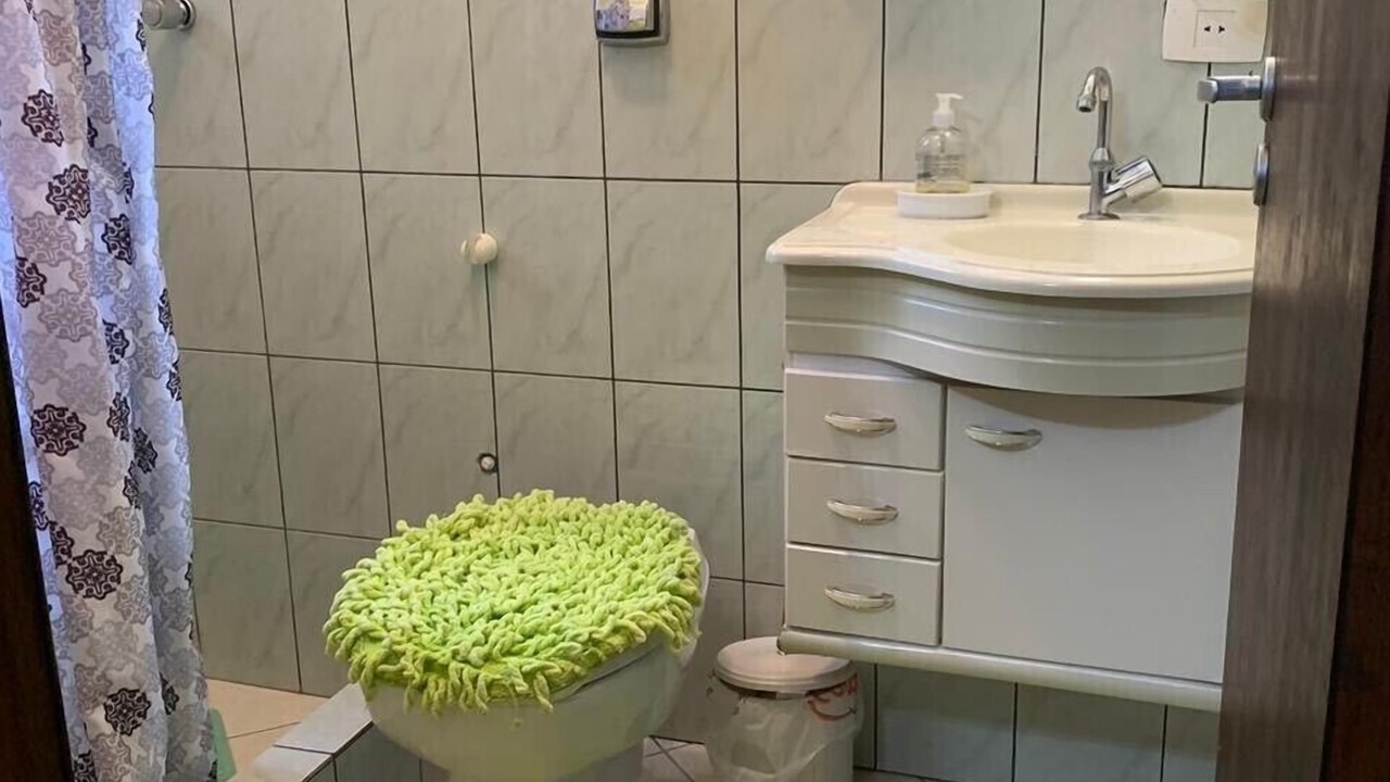 Photo of Bathroom in Praia da Enseada