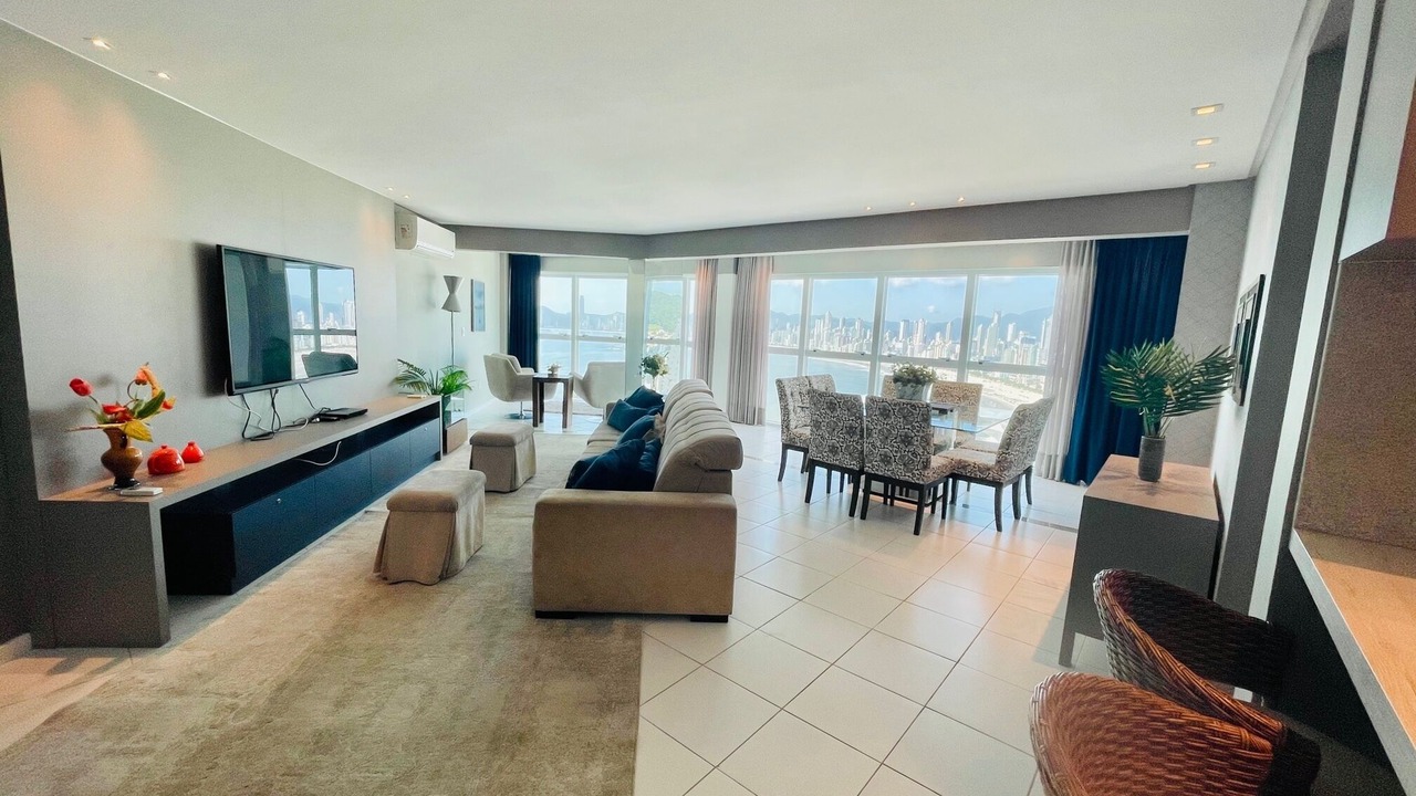 Photo of Livingroom in Pioneiros