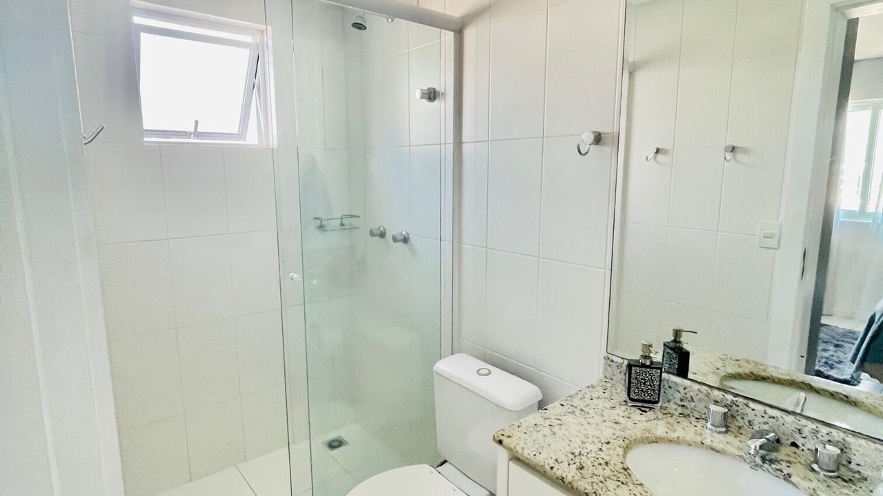 Photo of Bathroom in Pioneiros