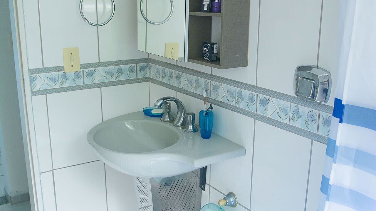Photo of Bathroom in Guarutuba