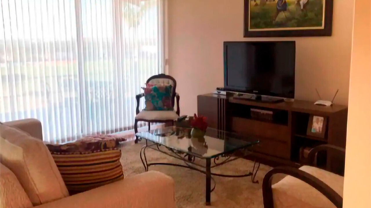 Photo of Livingroom in Paranapanema