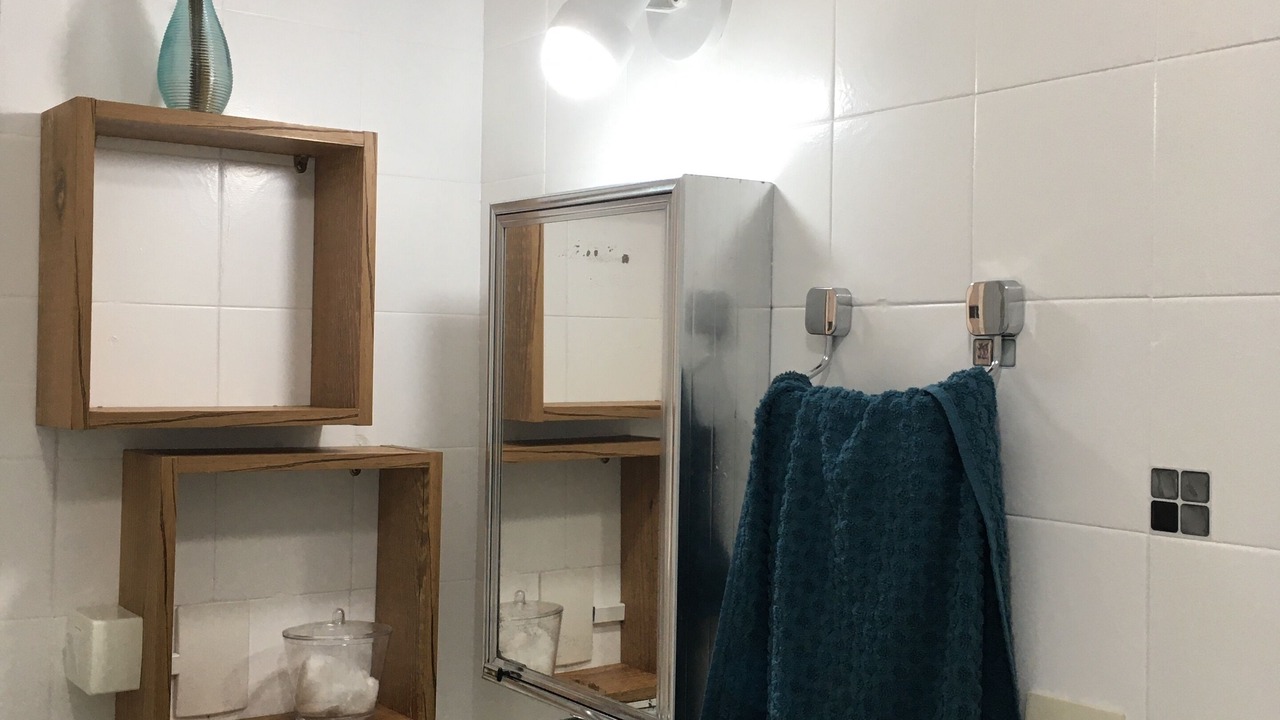 Photo of Bathroom in Embare