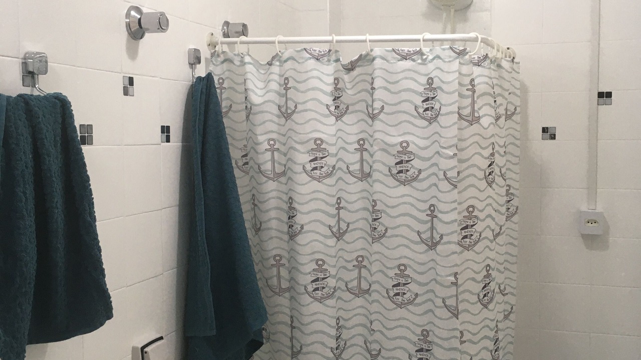 Photo of Bathroom in Embare