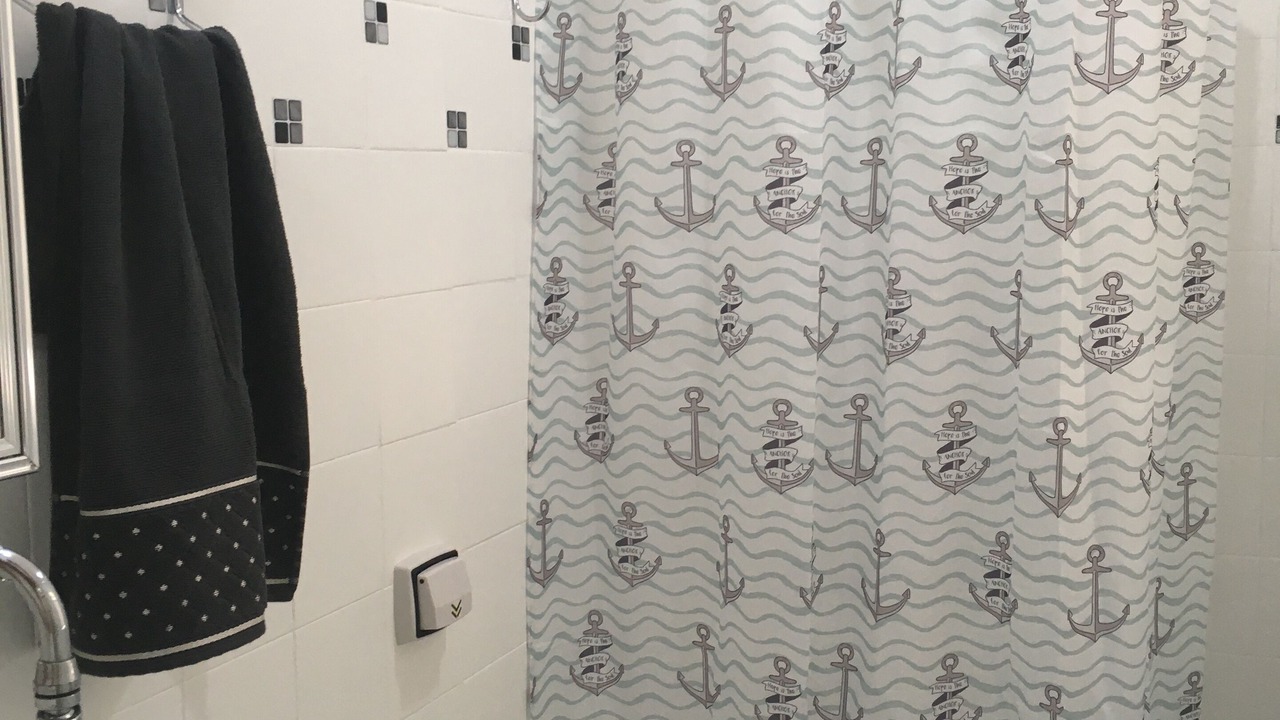 Photo of Bathroom in Embare