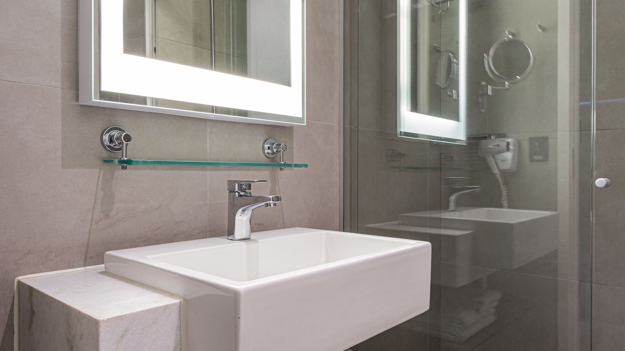 Photo of Bathroom in Alphaville Industrial