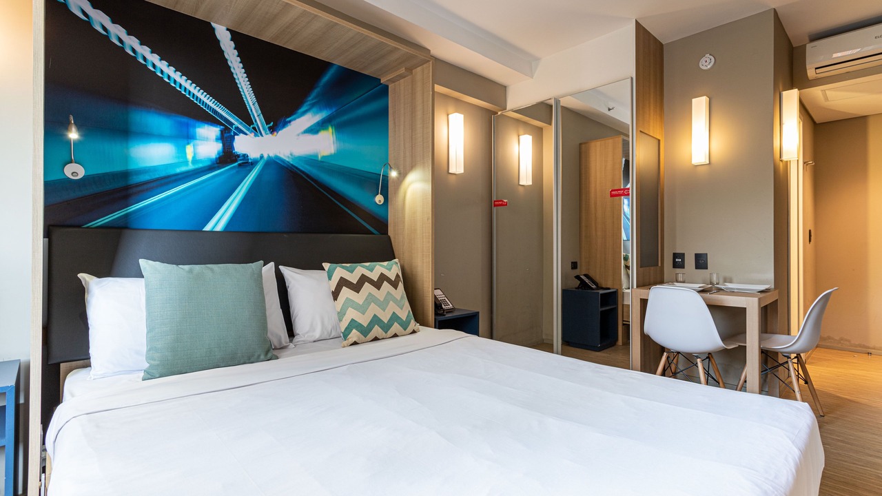 Photo of Bedroom in Alphaville Industrial