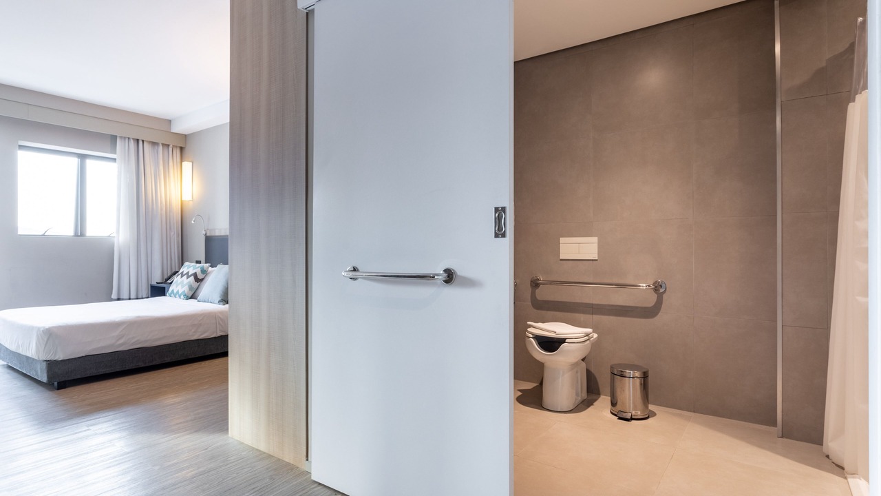 Photo of Bathroom in Alphaville Industrial