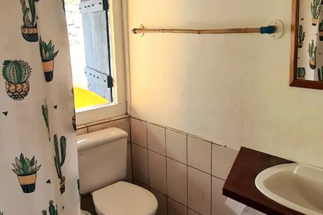 Photo of Bathroom in Feiticeira