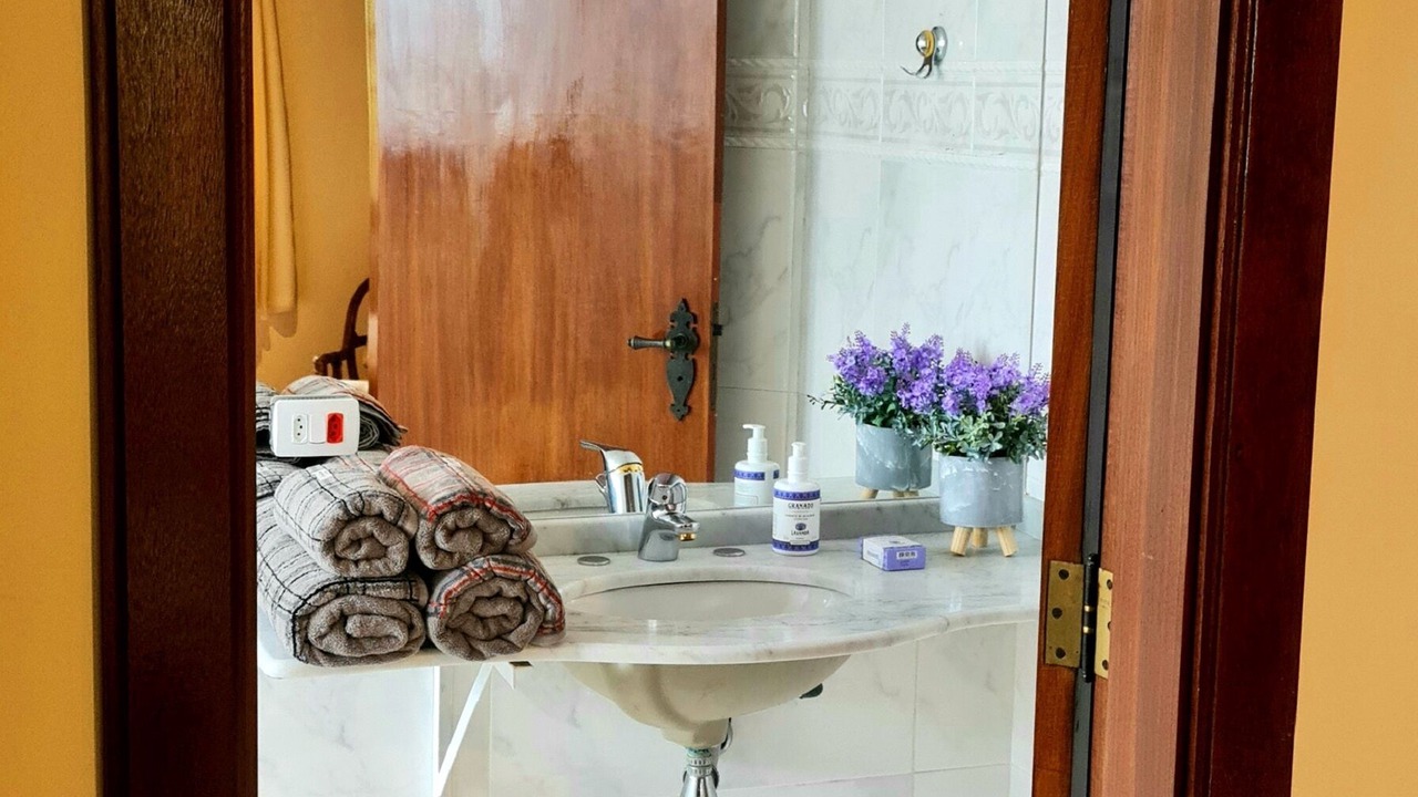 Photo of Bathroom in Vila Everest