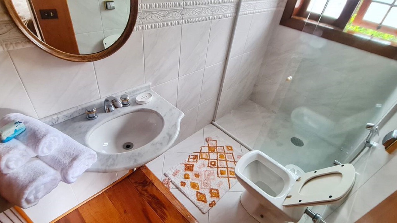 Photo of Bathroom in Vila Everest