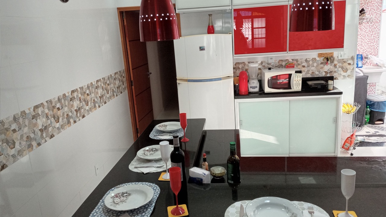 Photo of Kitchen in Real