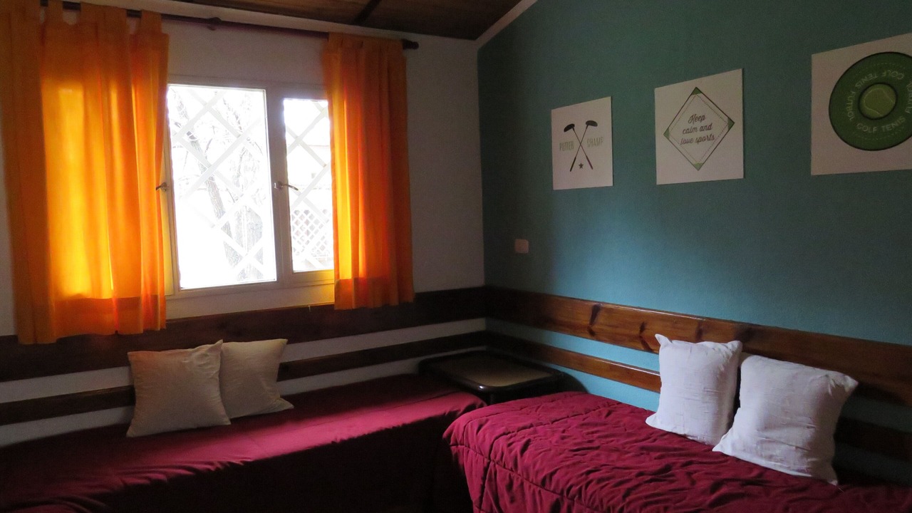 Photo of Bedroom in Dr. Enrique Zarate