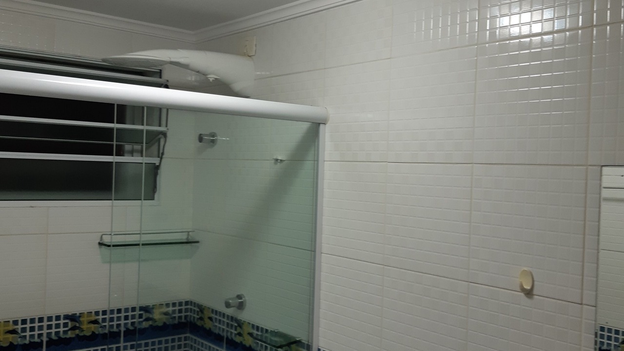 Photo of Bathroom in Maranduba