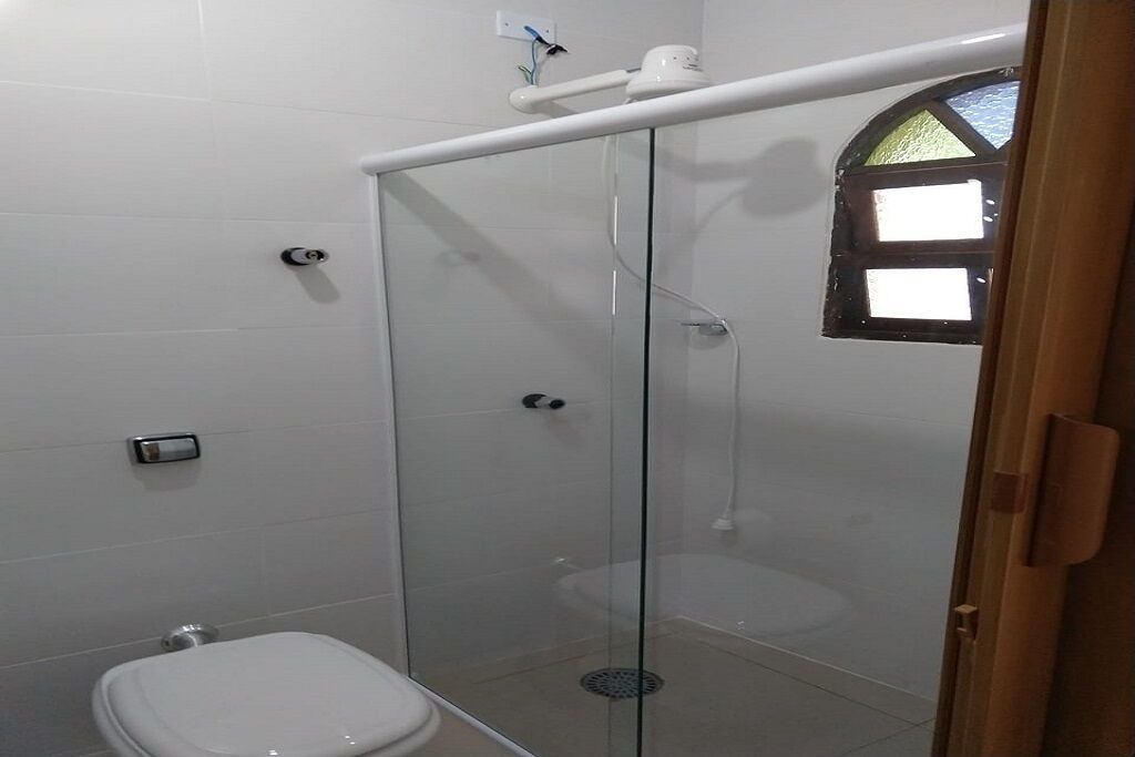 Photo of Bathroom in Pereque Mirim