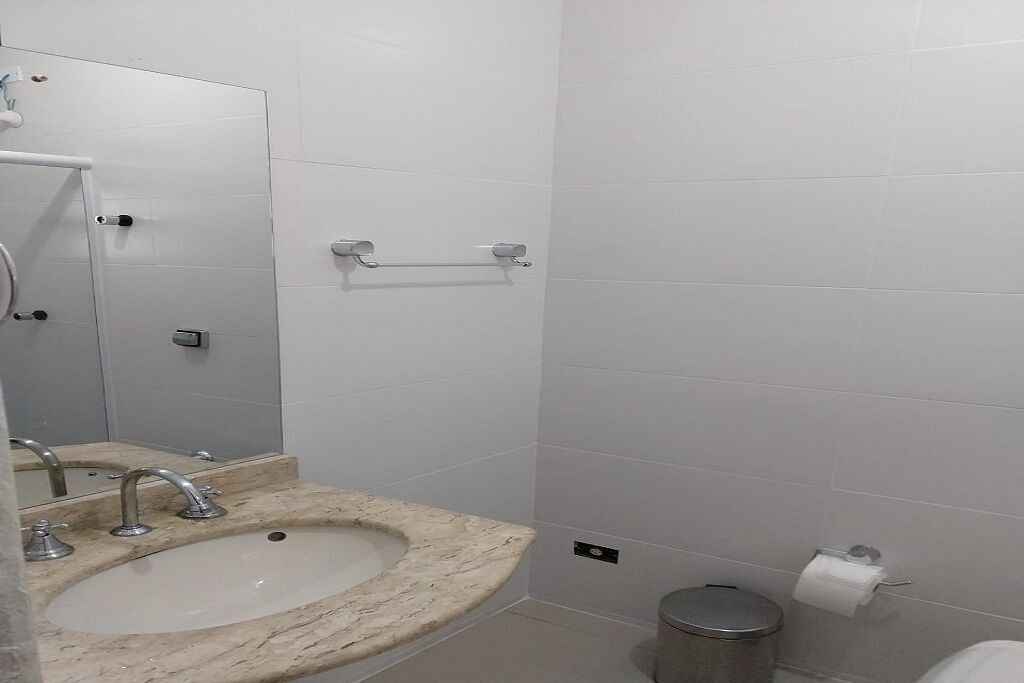 Photo of Bathroom in Pereque Mirim