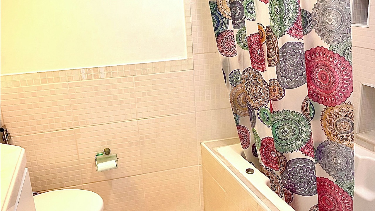 Photo of Bathroom in Porchat Island