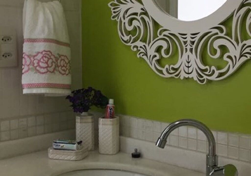 Photo of Bathroom in Porchat Island