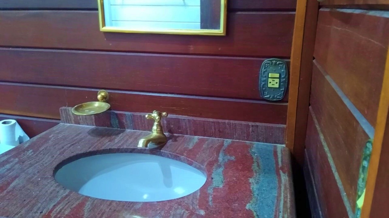 Photo of Bathroom in Cabreuva