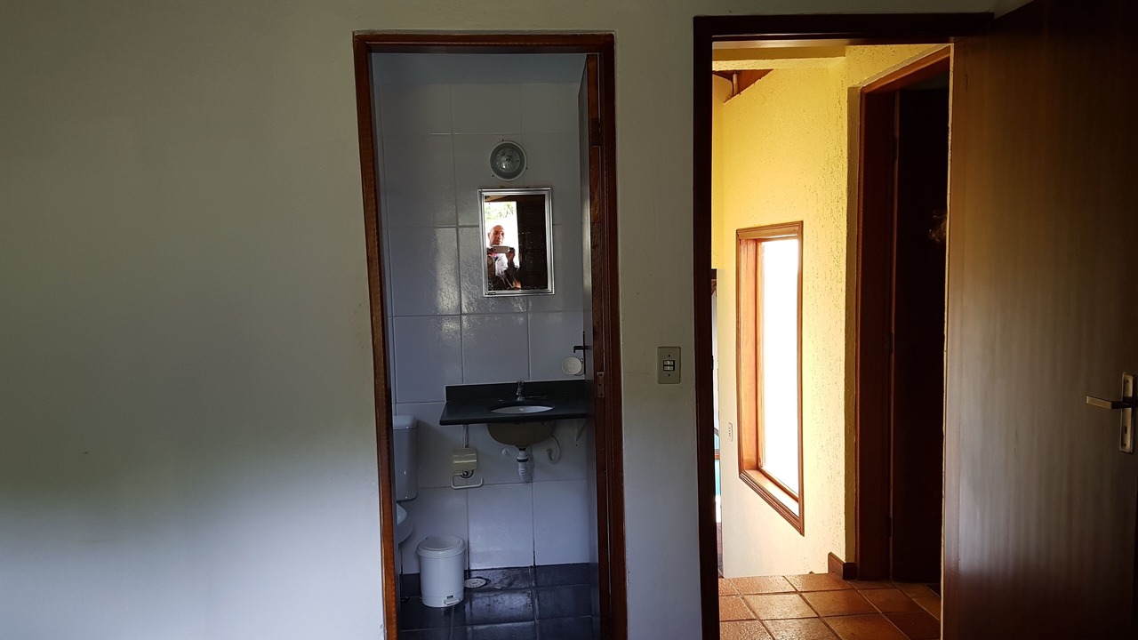 Photo of Bathroom in Piracaia