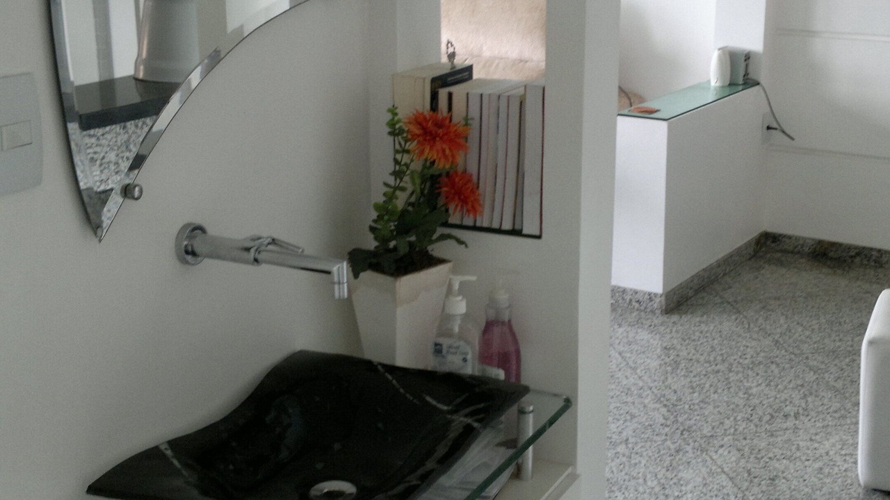 Photo of Bathroom in Porchat Island