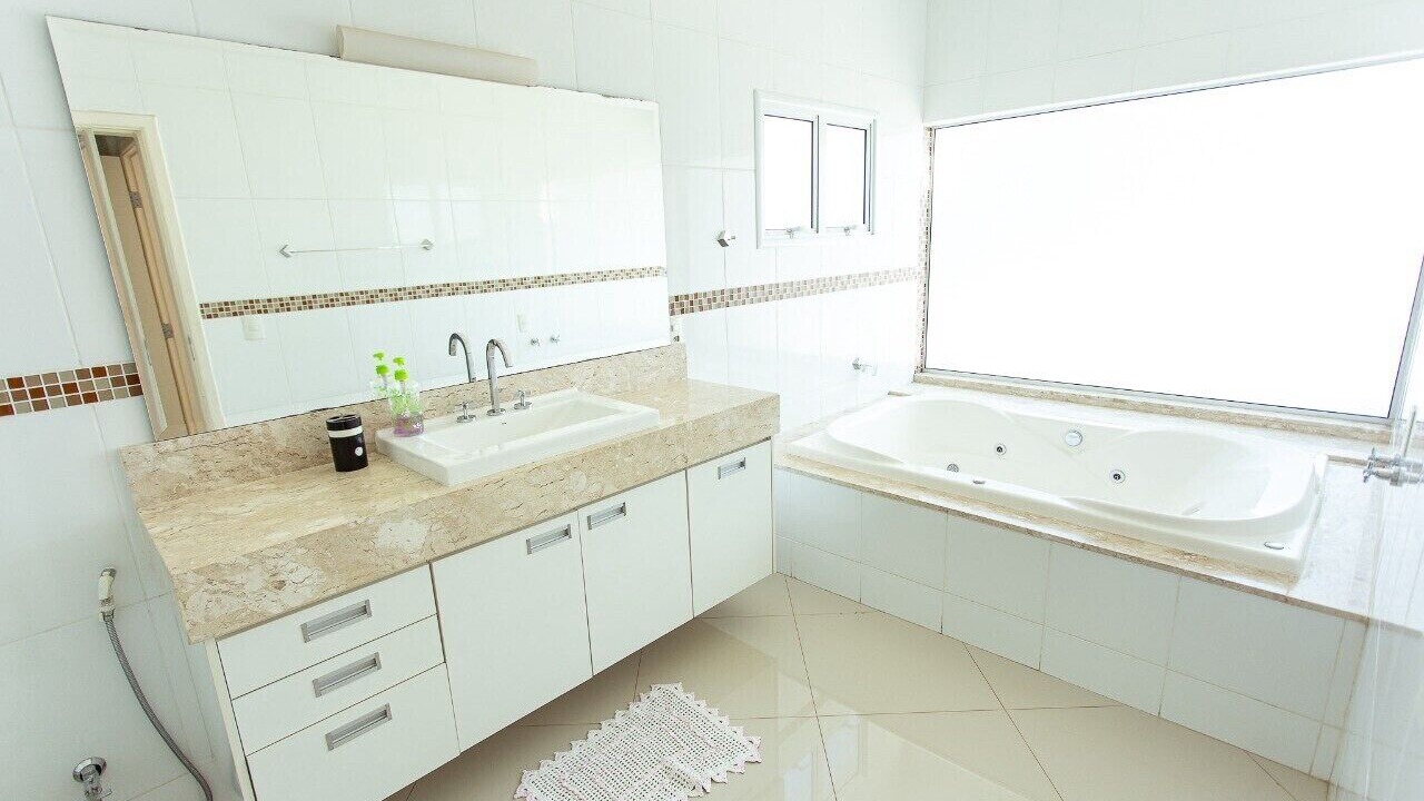Photo of Bathroom in Estancia das Flores
