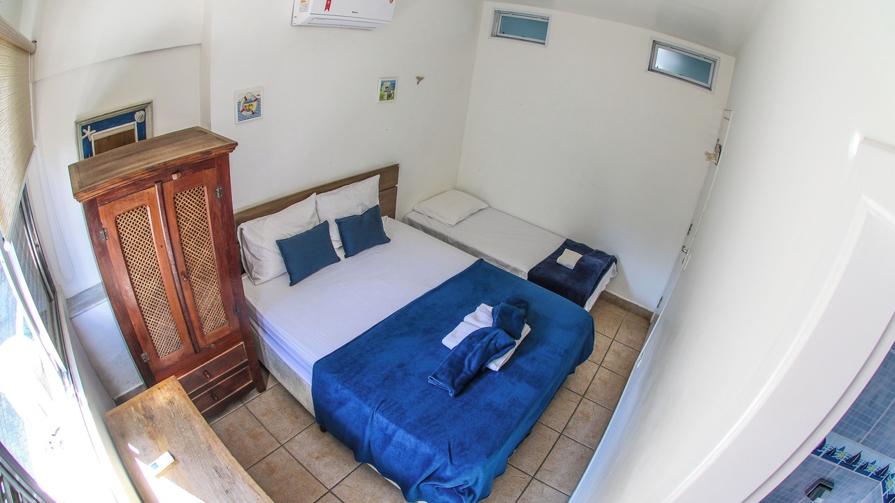 Photo of Bedroom in Tombo