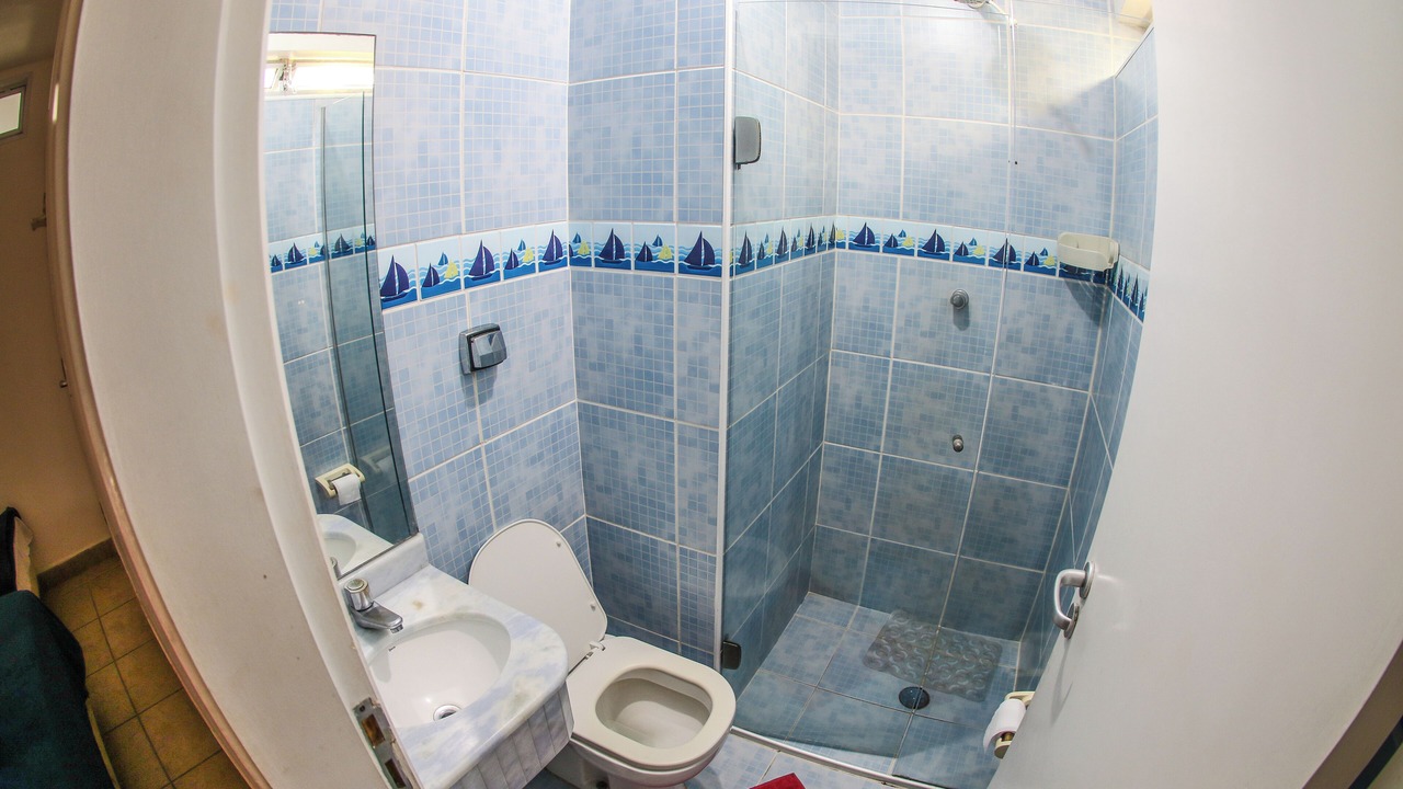 Photo of Bathroom in Tombo