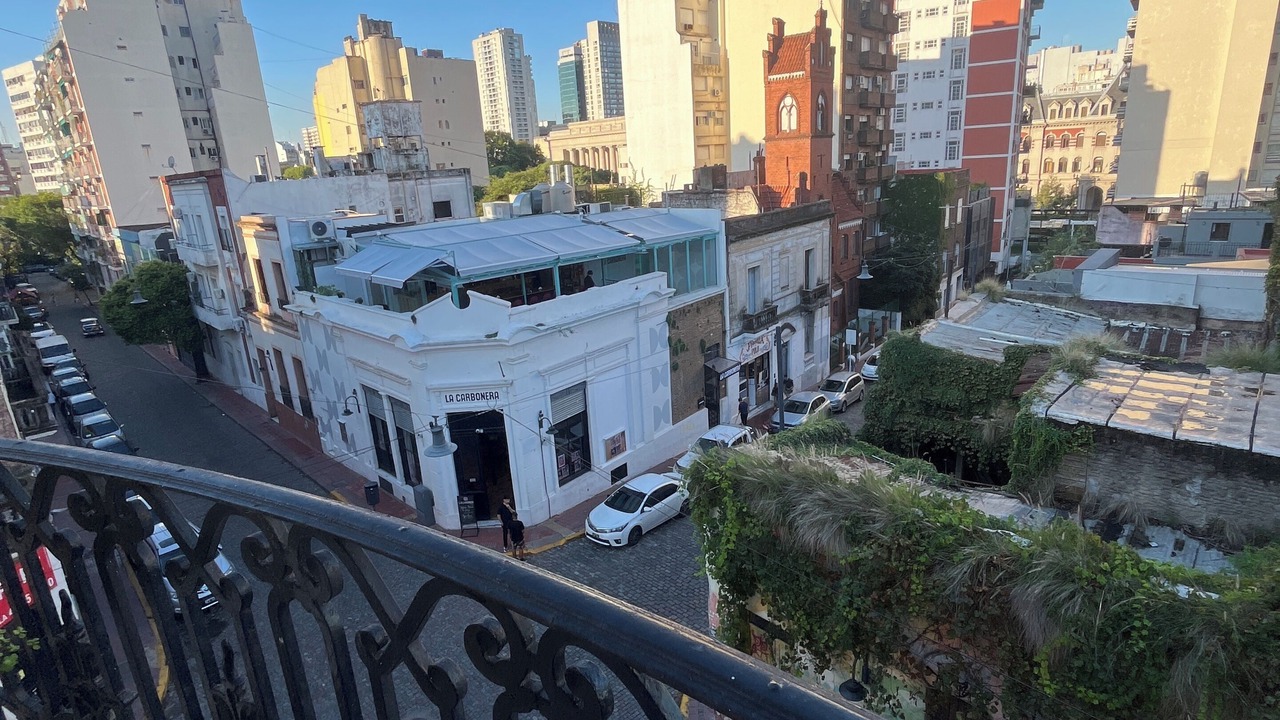 Photo of Others in San Telmo