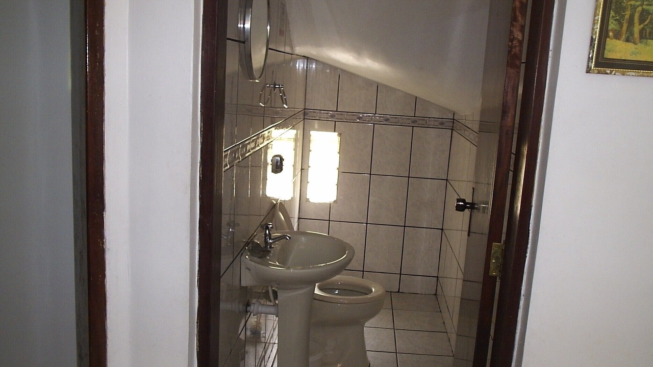 Photo of Bathroom in Guarutuba