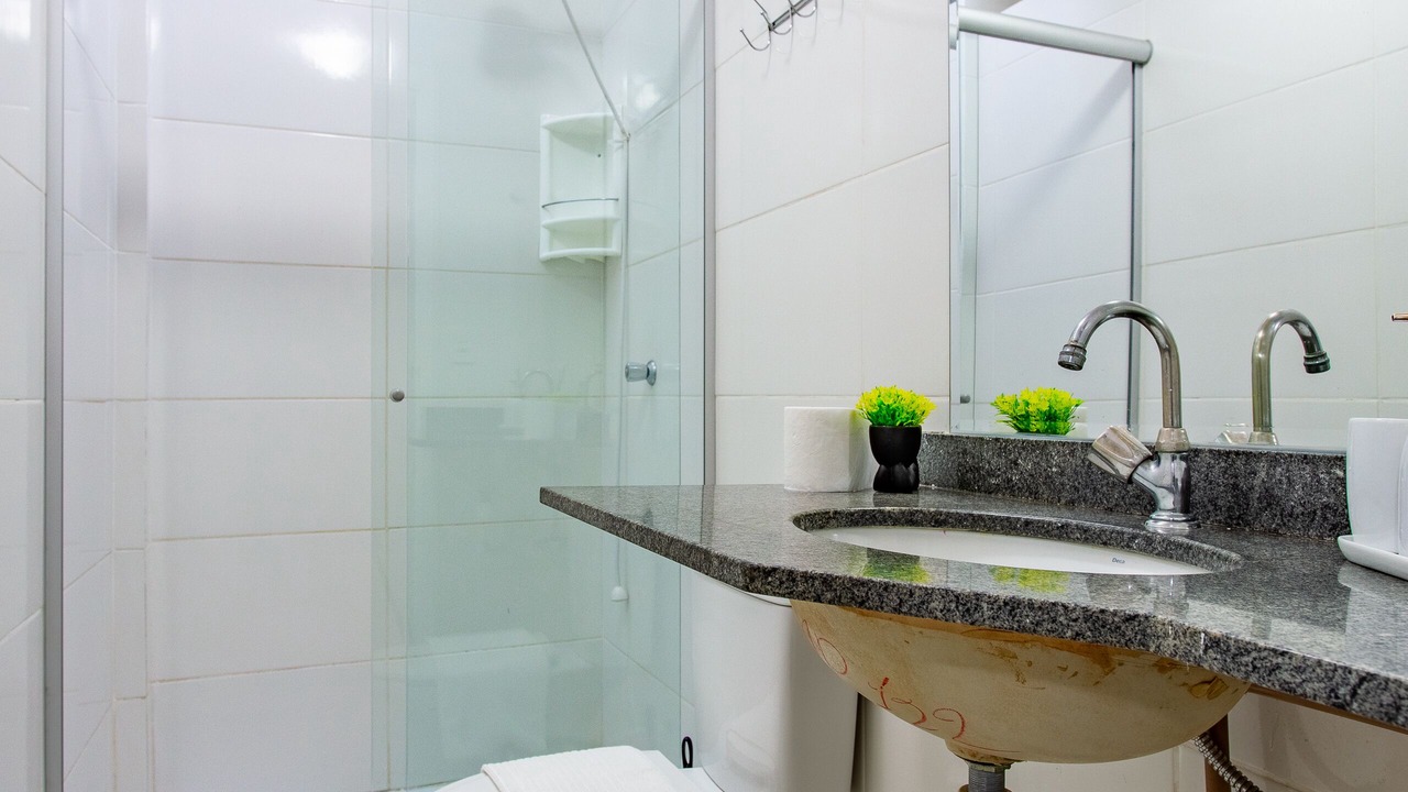Photo of Bathroom in Sudoeste e Octogonal