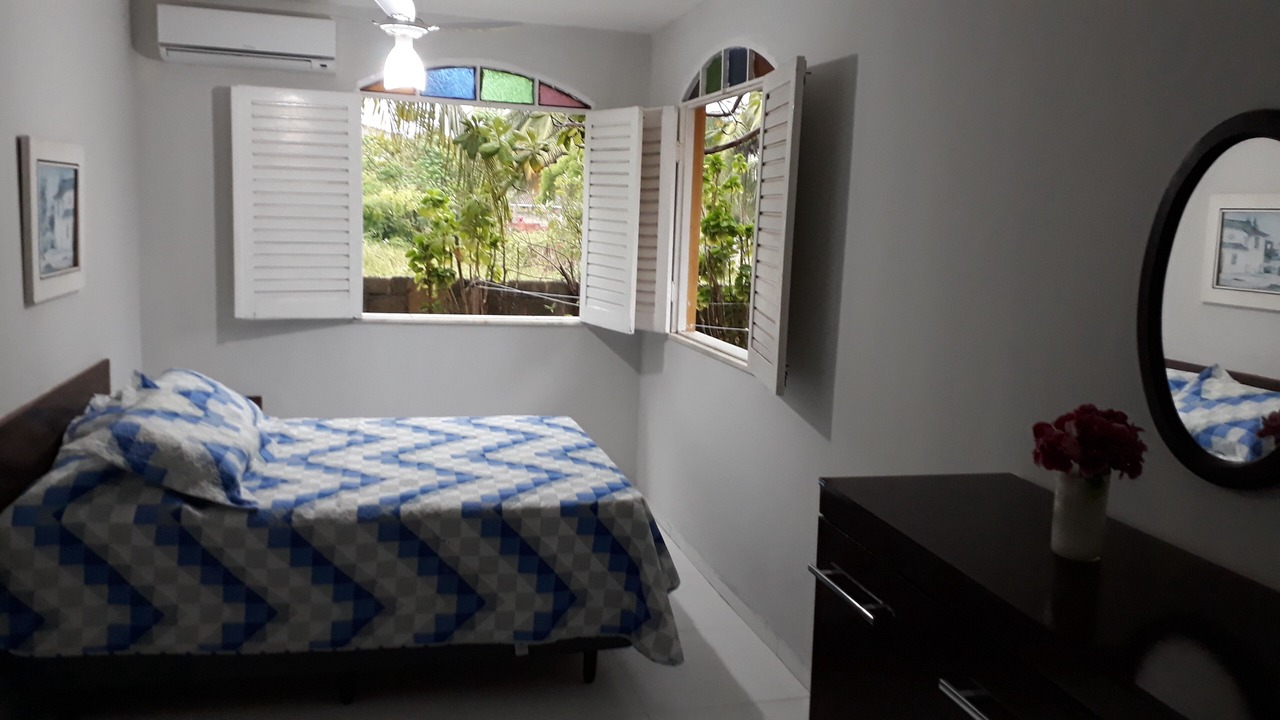 Photo of Bedroom in Itacimirim