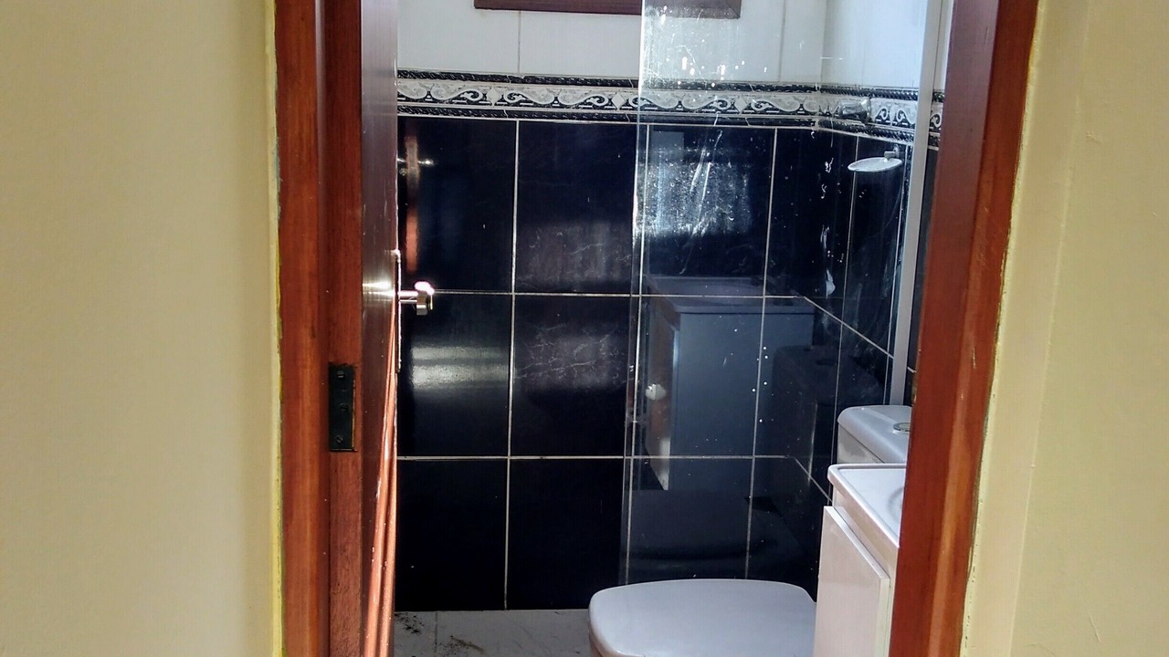 Photo of Bathroom in Maracana