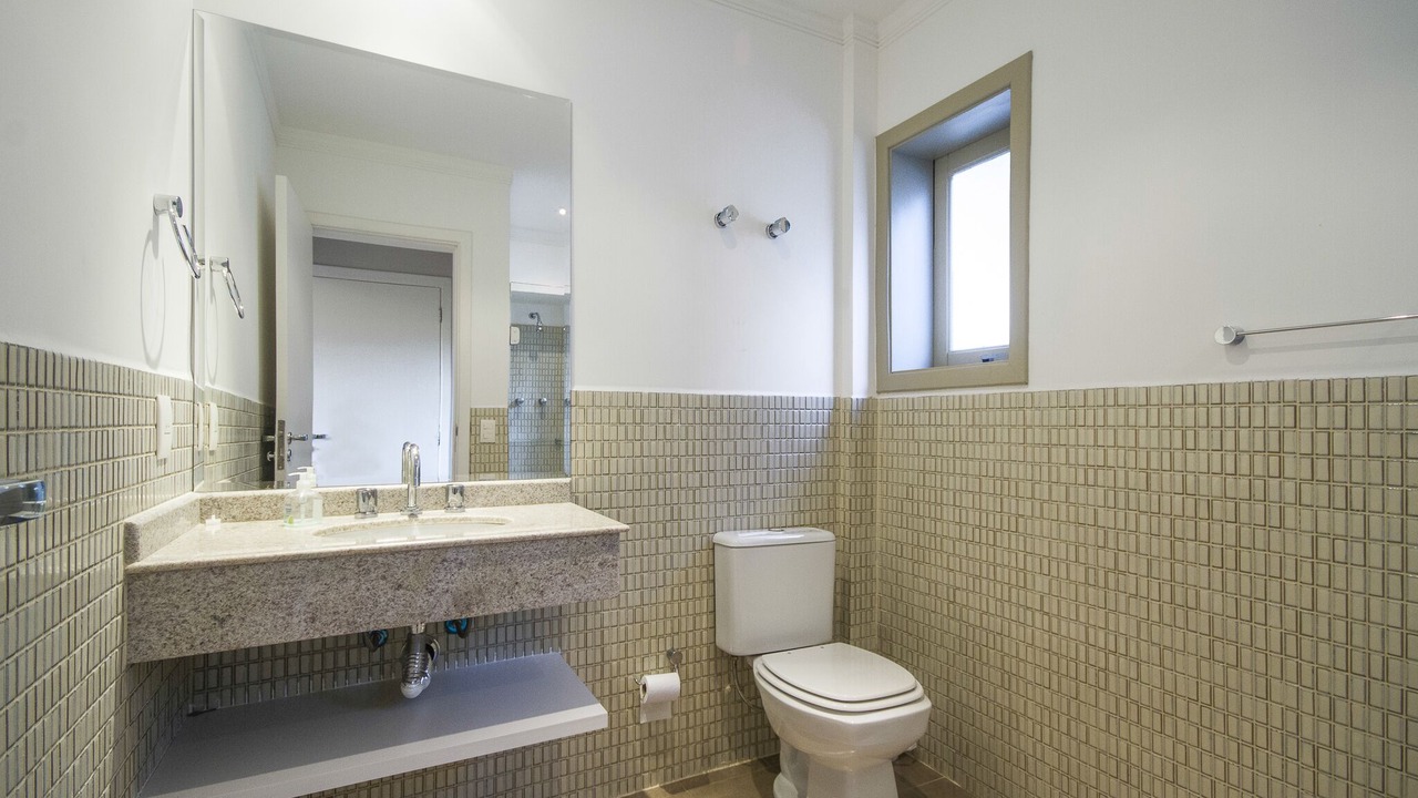 Photo of Bathroom in Vila Everest