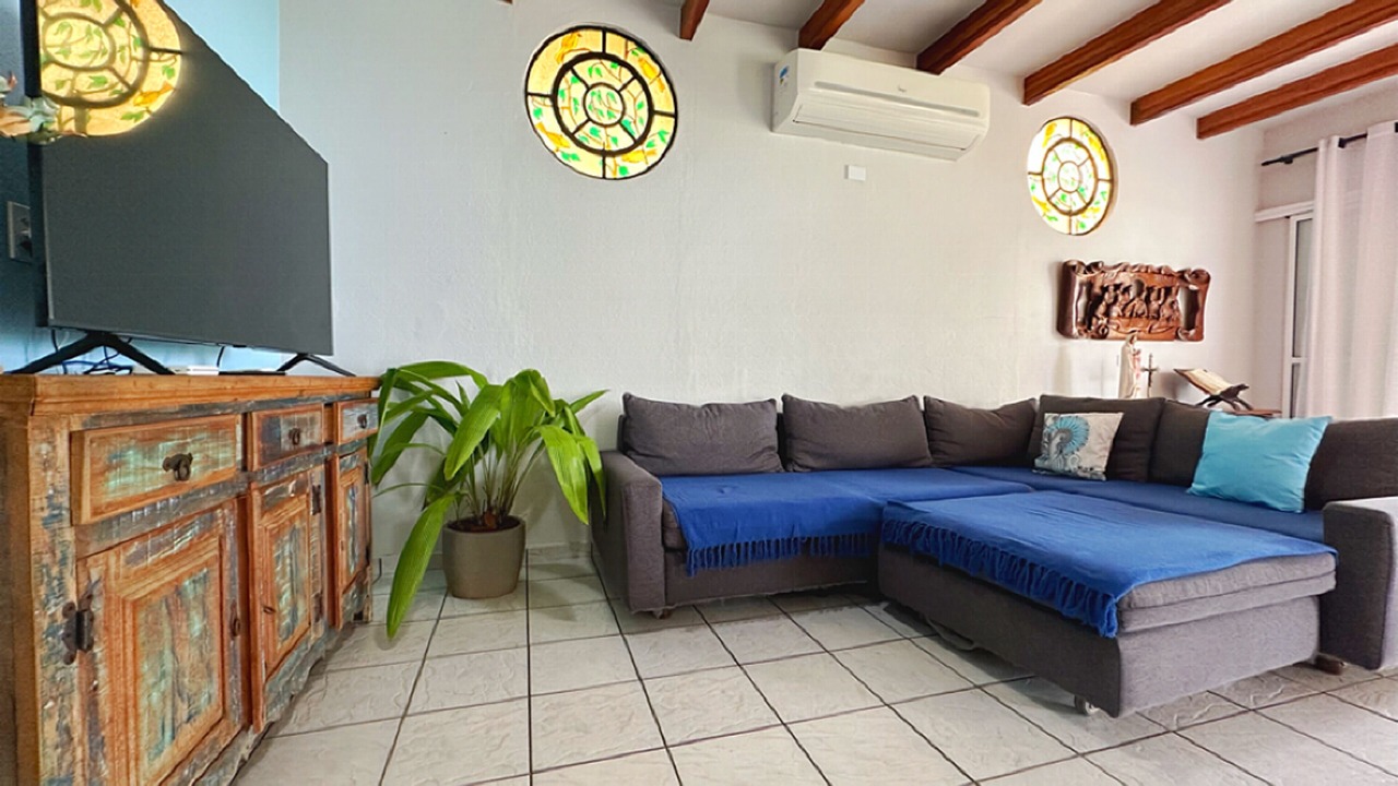 Photo of Livingroom in Praia da Enseada