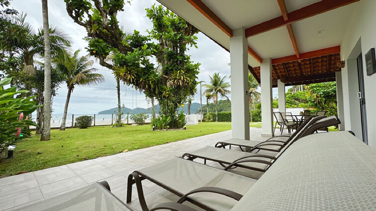 Photo of Patio Balcony in Praia da Enseada