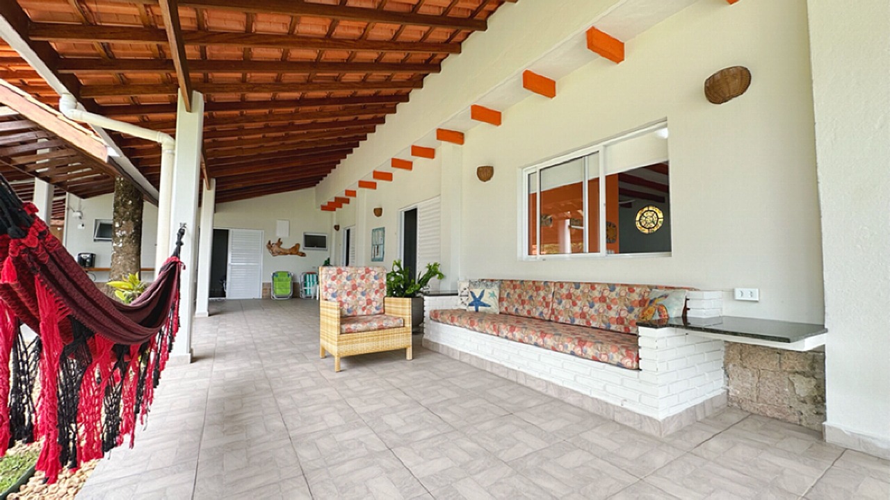 Photo of Patio Balcony in Praia da Enseada