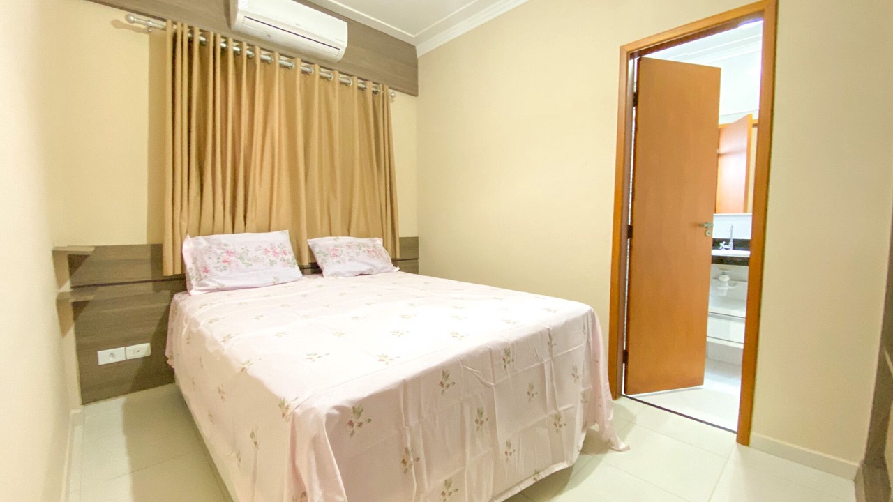 Photo of Bedroom in Toninhas