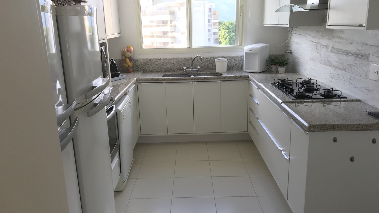 Photo of Kitchen in Riviera de Sao Lourenco