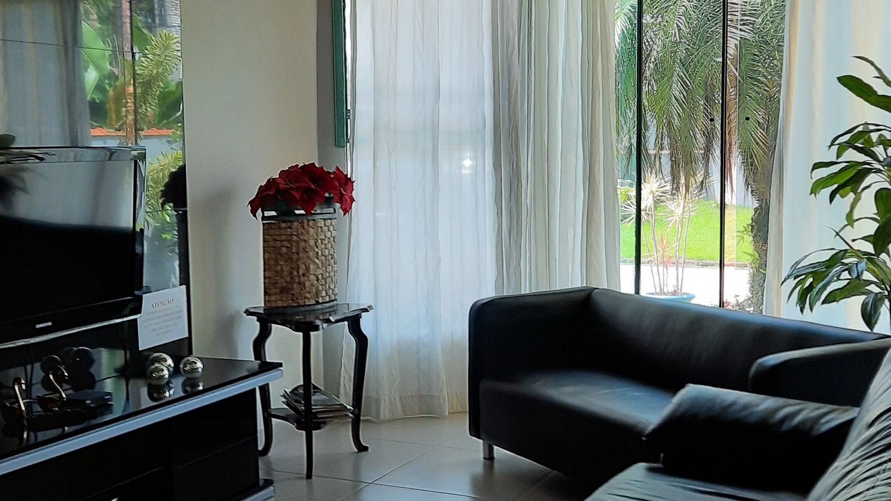 Photo of Livingroom in Morada da Praia